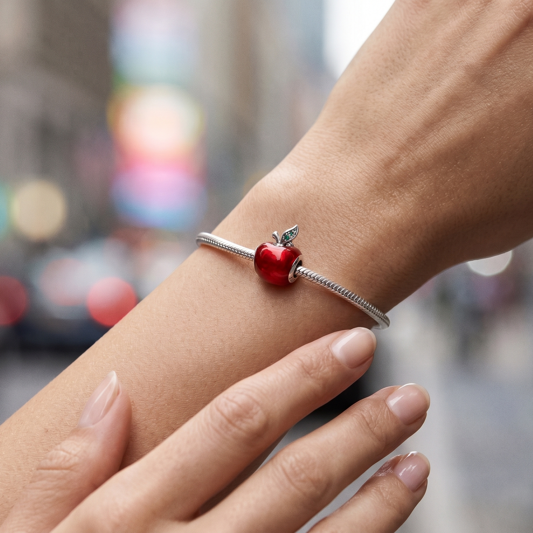 Charm Manzana Roja Blanca Nieves Separador